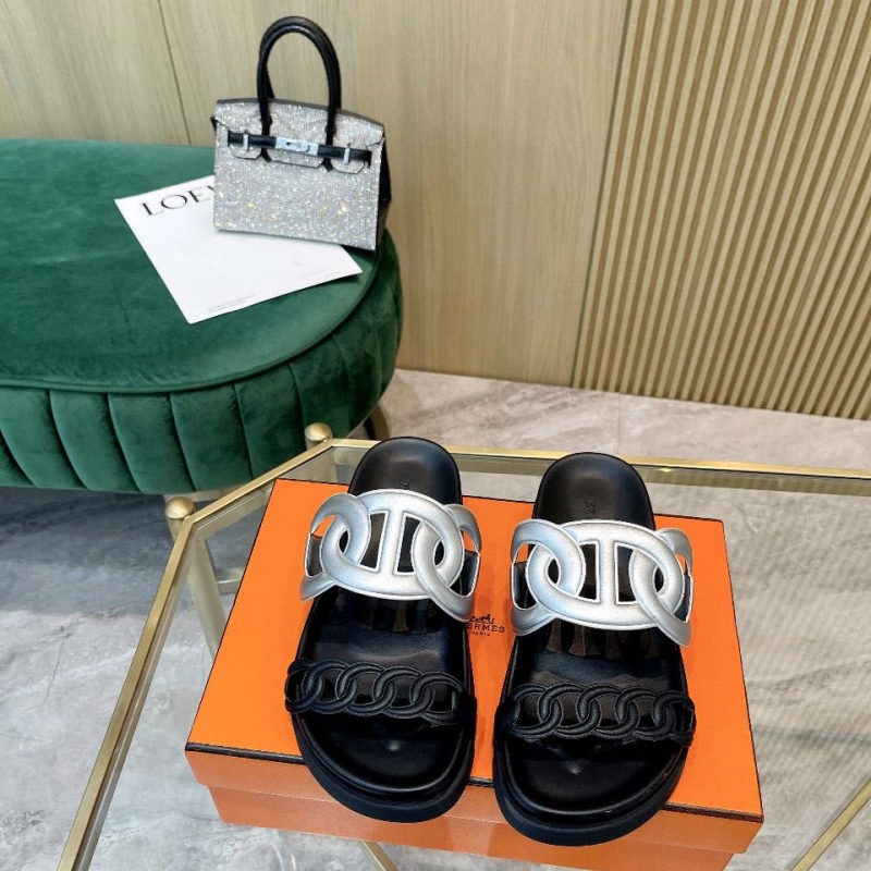 H**mes slippers